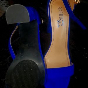 Women's heels,block, sz 10, royal blue